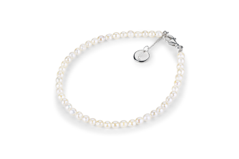 Magnolia - dedicated to the desire for BEAUTY, pearls and silver